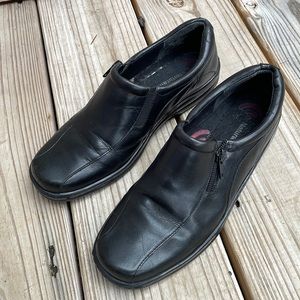 Naturalizer- Loafers  Black Leather size 8M